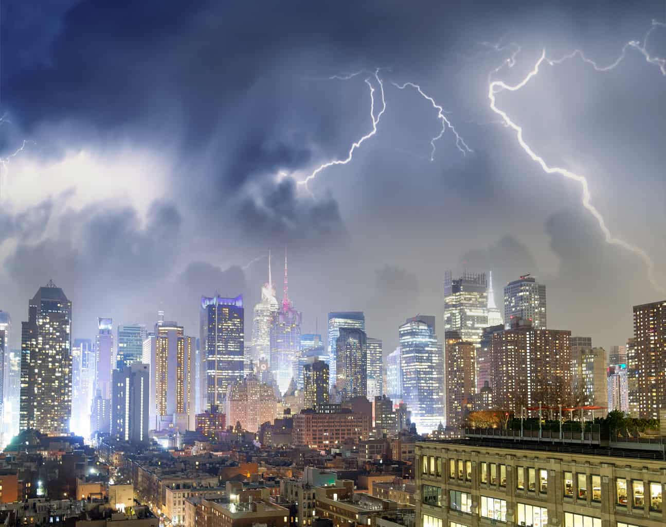 How Do Skyscrapers Withstand Lightning? BuilderSpace